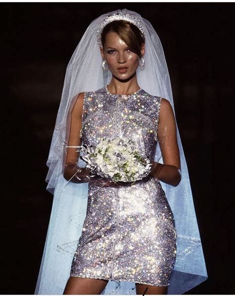 kate moss versace wedding dress|kate moss and naomi campbell.